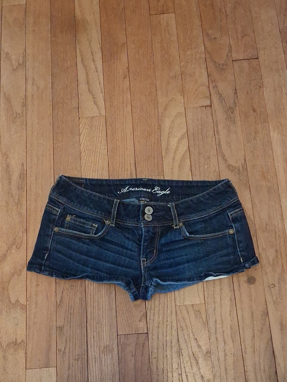 American Eagle Outfitters Dark Blue Low-Rise Denim Short Shorts Womens 4
